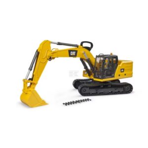 Bruder CAT Excavator – 1:16 Track Excavator with Fully Functional Arm